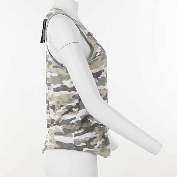Chaser Crewneck Camo-Print Sleeveless Top - Picture 5 of 5